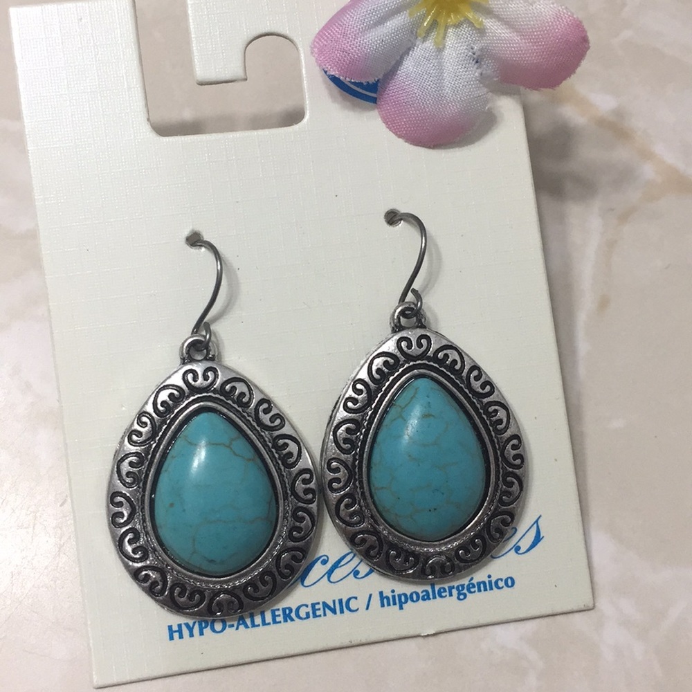 Boho Silver Teardrop Earrings With Turquoise Stone - Picture 1 of 2